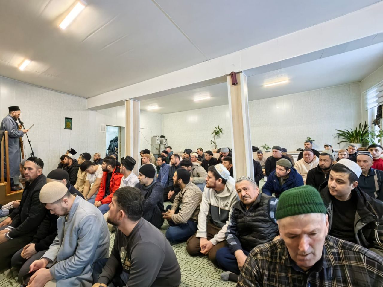 Мусульмане Краснотурьинска празднуют Ураза-байрам