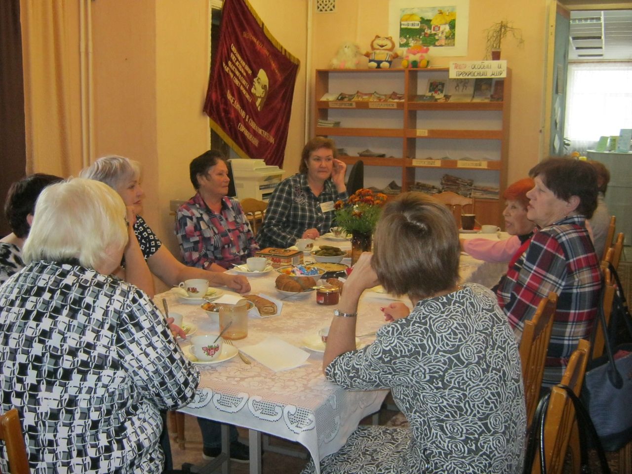 В поселке Рудничный возобновил работу женский клуб "Сударушка"