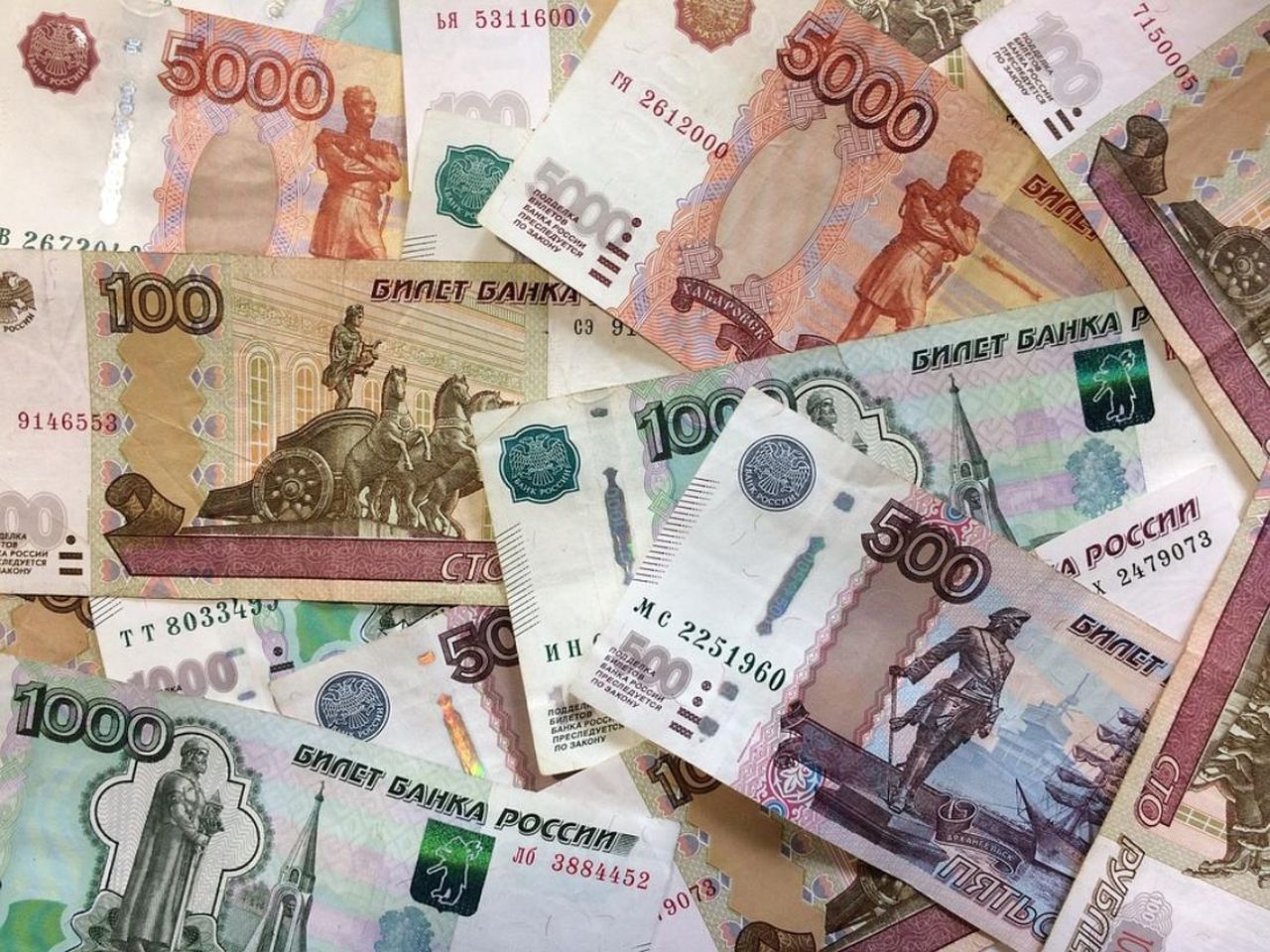 Глава Госзнака высказался за изменение дизайна российских банкнот.