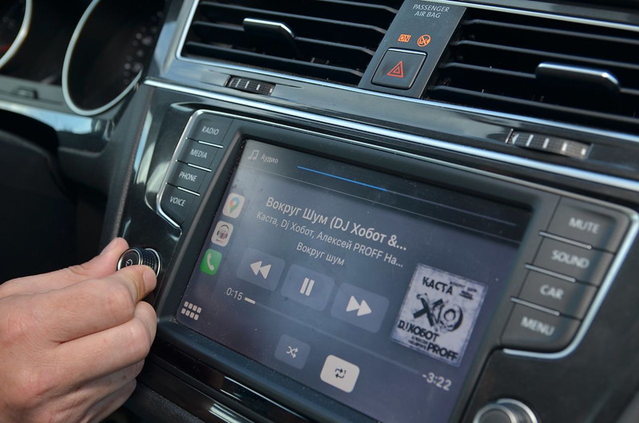 На водителей, громко слушающих музыку в автомобилях, может быть составлен административный протокол