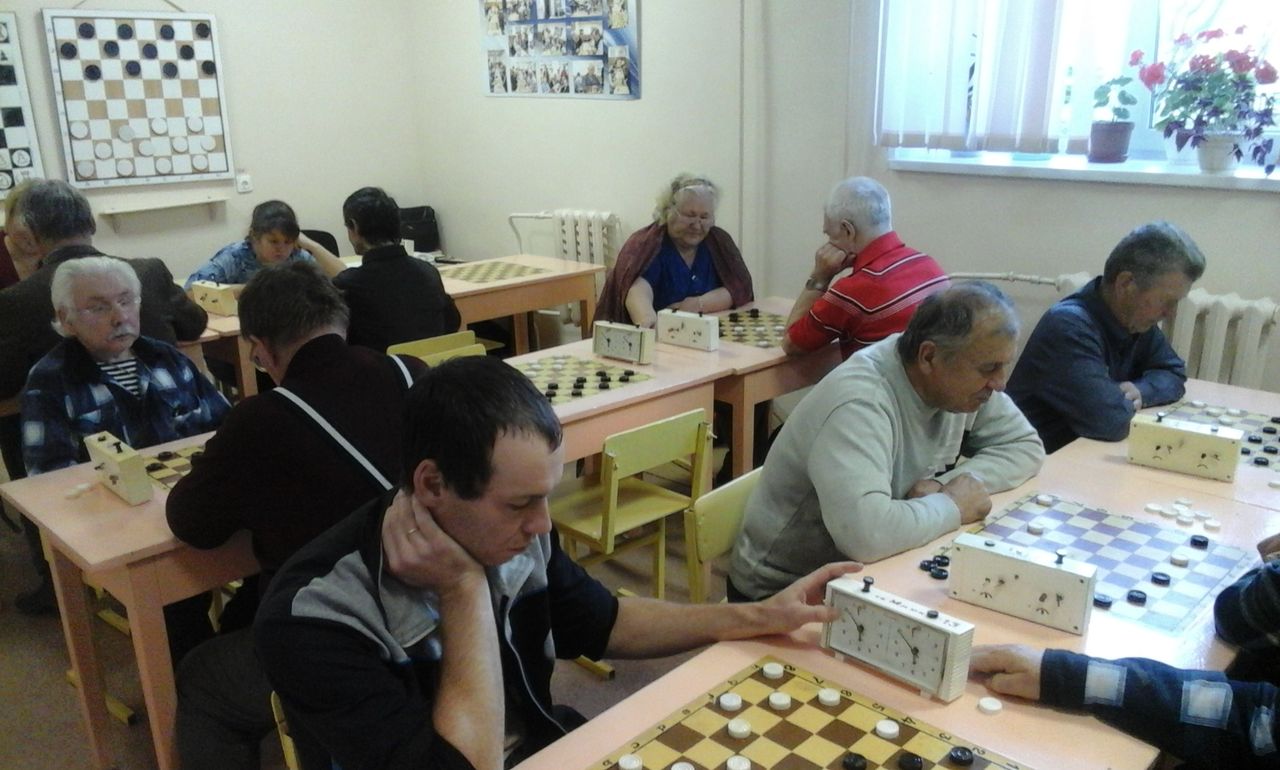 Валерий Григорьев стал чемпионом города по русским шашкам
