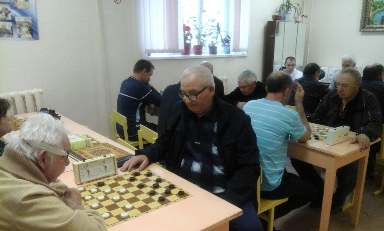 В шахматно-шашечных турнирах сразились 54 спортсмена