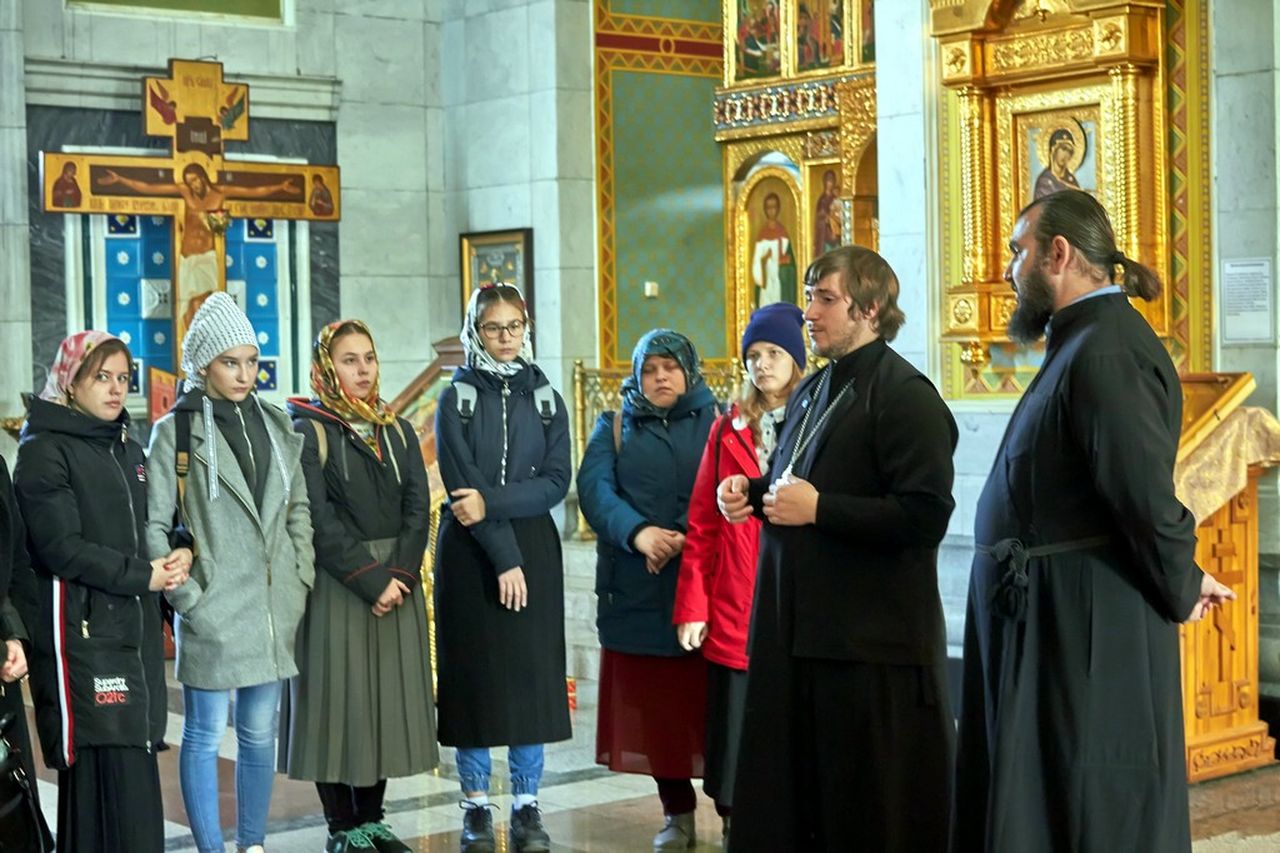 Студенты политехникума побывали на экскурсии в соборе Максима Исповедника