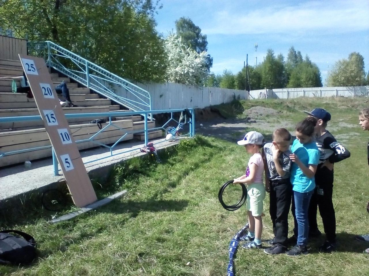 Для детей поселка Рудничный провели спортивный праздник