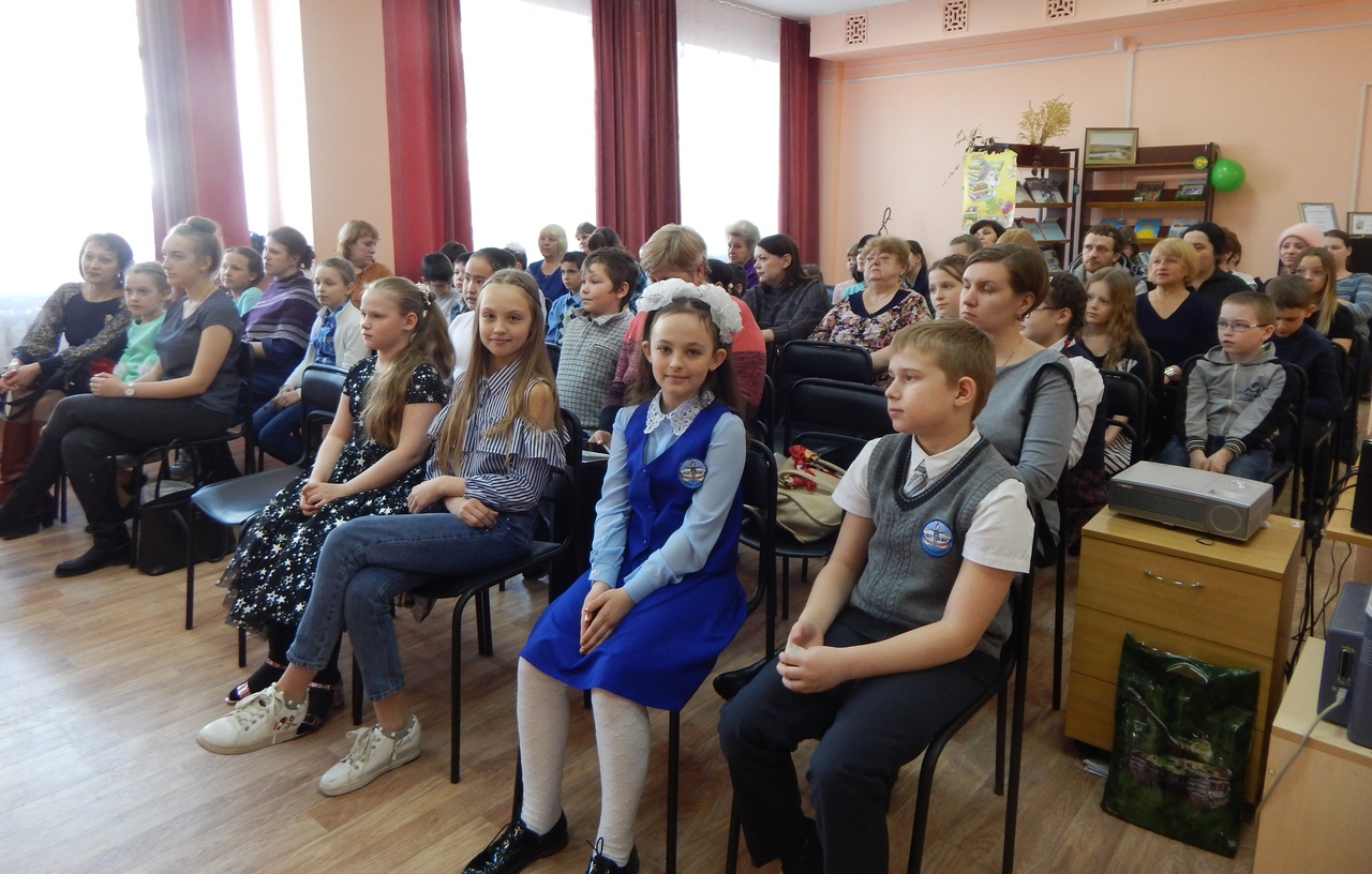 В Краснотурьинске конкурс чтецов собрал 56 участников из начальных классов