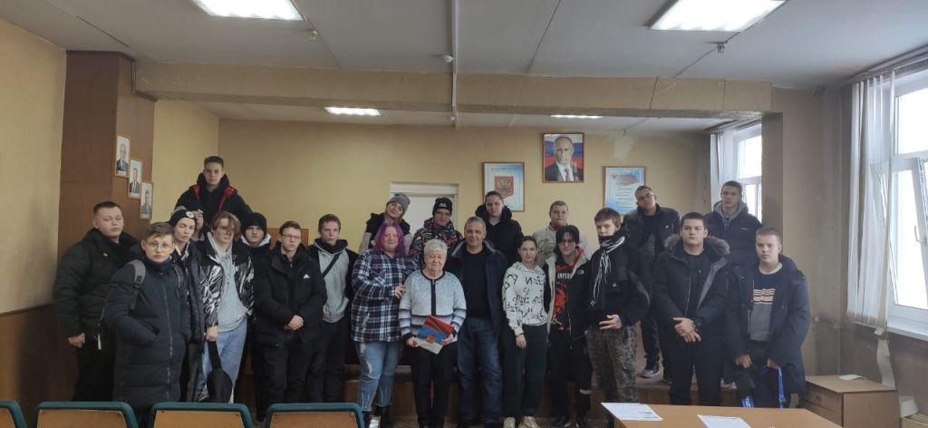 экскурсия студентов Краснотурьинского политехникума в отдел МВД состоялась 22 января. Фото: полиции Краснотурьинска