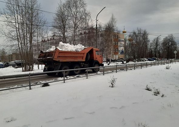 Приступили к активному вывозу снега с улиц Краснотурьинска