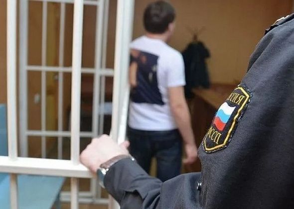 Курьера мошенников «Ивана Толстого» условно осудили на 4 года
