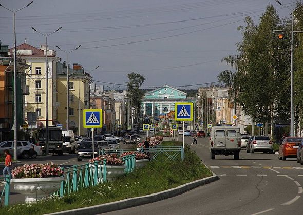 На перекрестке Ленина-Металлургов ограждения сделает фирма из Екатеринбурга