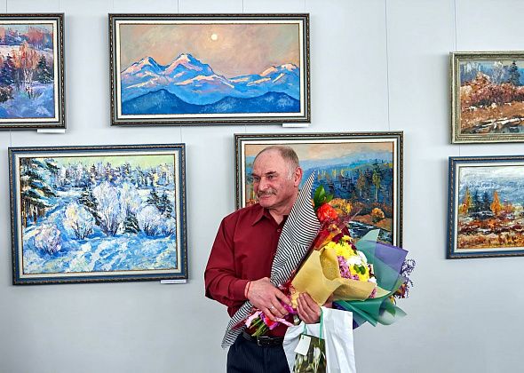 Краснотурьинский художник Юрий Бессонов представил свои картины за последние три года