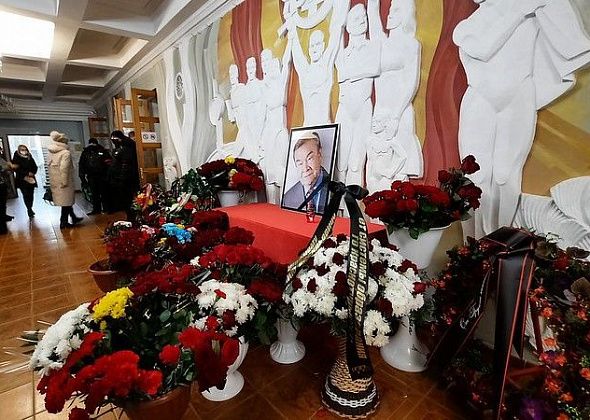 Депутат Госдумы повесил на Конжаке табличку в память о Сысоеве