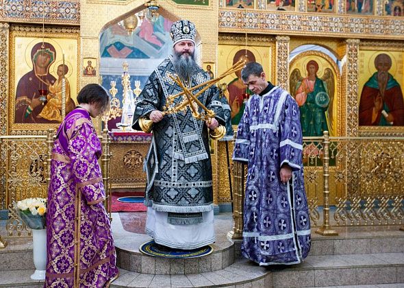 Праздничное богослужение в соборе Максима Исповедника проведет епископ 