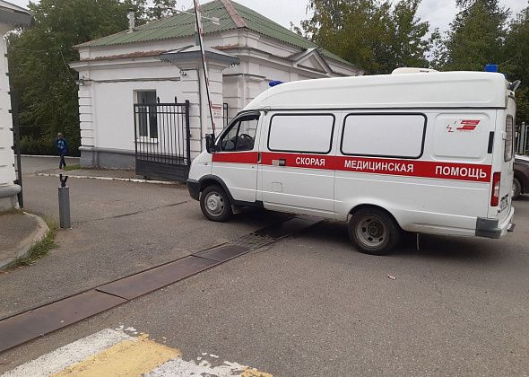 Новую машину скорой помощи передали больнице Краснотурьинска