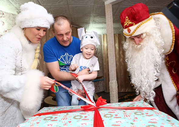 Код «Мандарин»: сотрудники «Золота Северного Урала» дарят новогоднее чудо