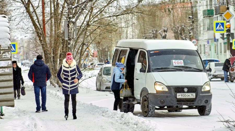 На одной из полос дороги по Ленина парковаться запретят