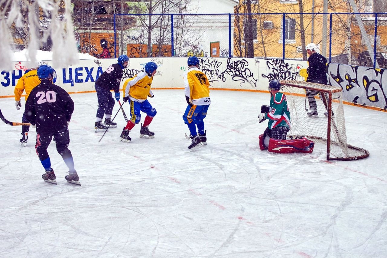 В воскресенье определят победителя хоккейного турнира на призы депутатов