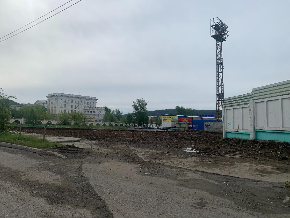 Улицу Ленинского Комсомола расширят на одну полосу в районе въезда в город