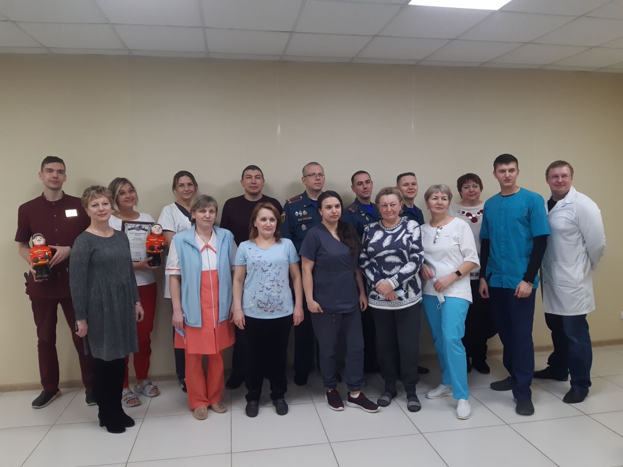 Краснотурьинских медиков наградили за спасение пациентов при пожаре