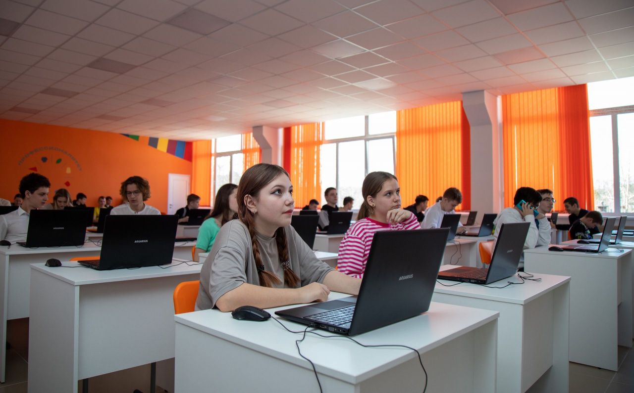 Тесное сотрудничество: как государство и бизнес трансформируют профессиональное образование