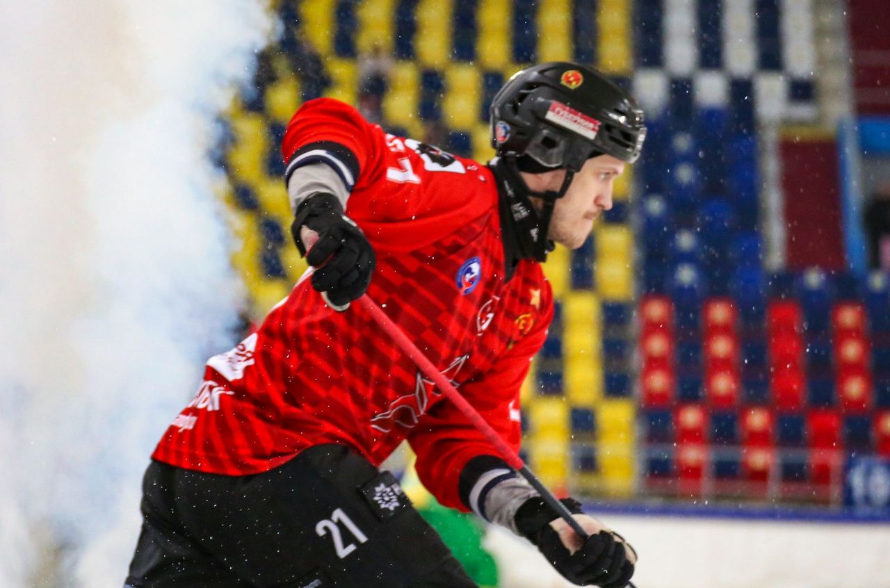Воспитанник краснотурьинского хоккея стал одним из лучших в команде призеров суперлиги