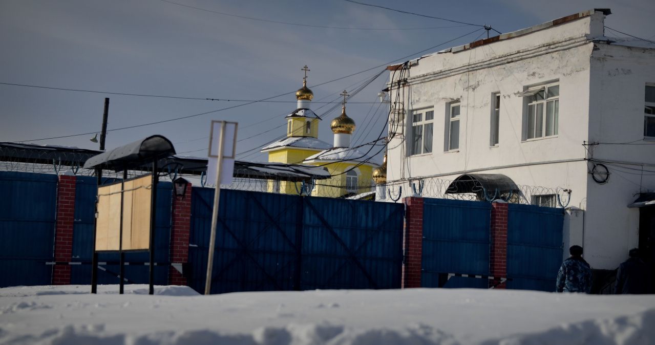 Карпинский суд лишил свободы бывшего замначальника ИК-3