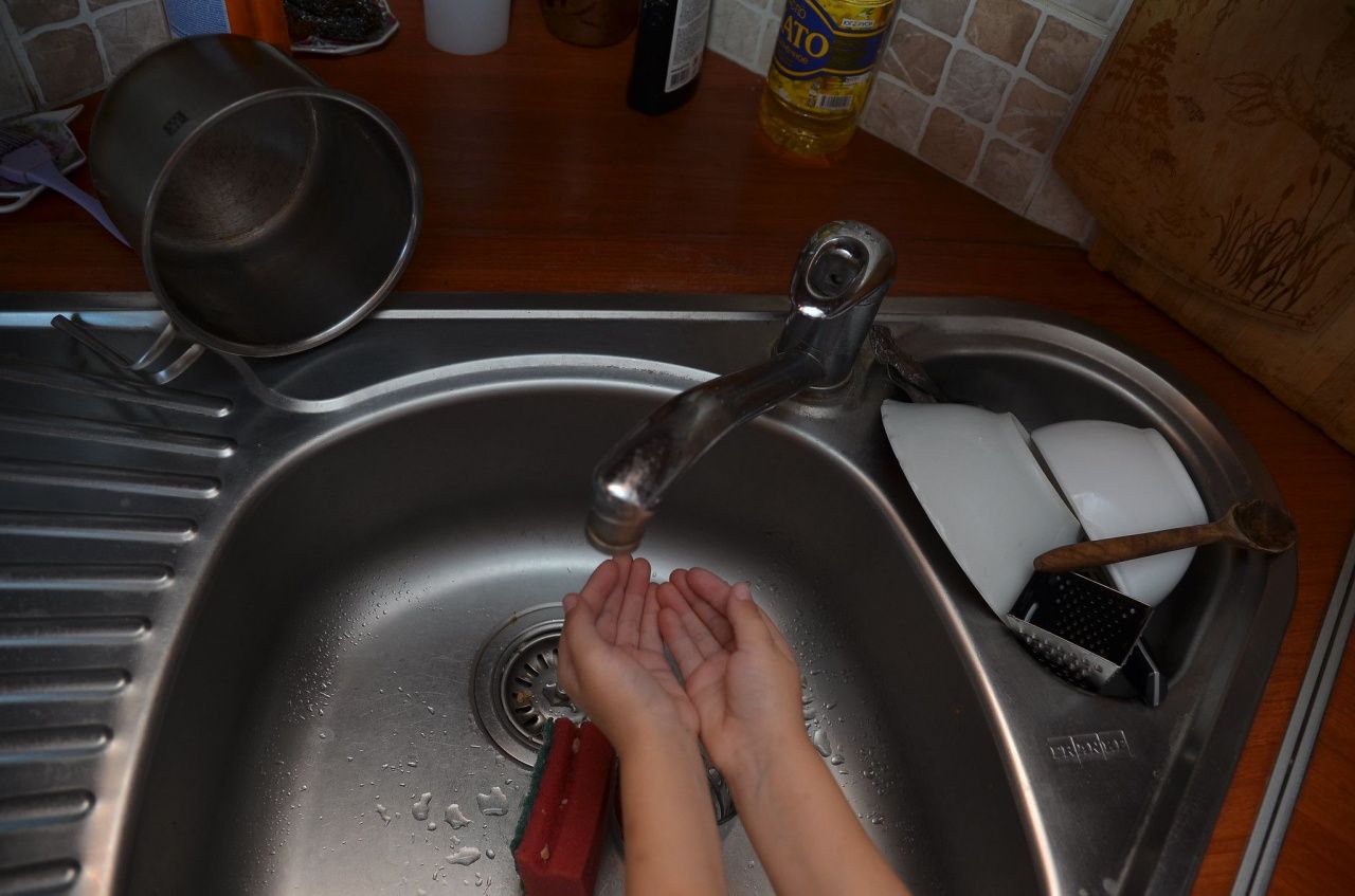 Горожане недовольны отсутствием горячей воды. Что говорят в мэрии?