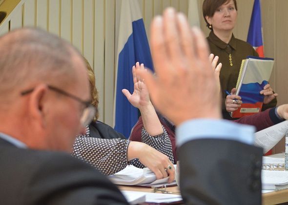 Грамотами Думы наградят восемь горожан