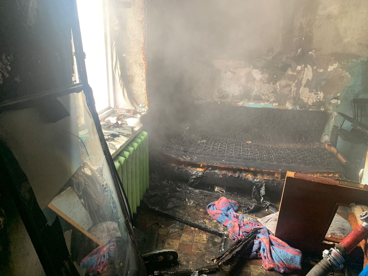 Второй раз за неделю горело общежитие по Коммунальной. «Толян» лишился жилья 