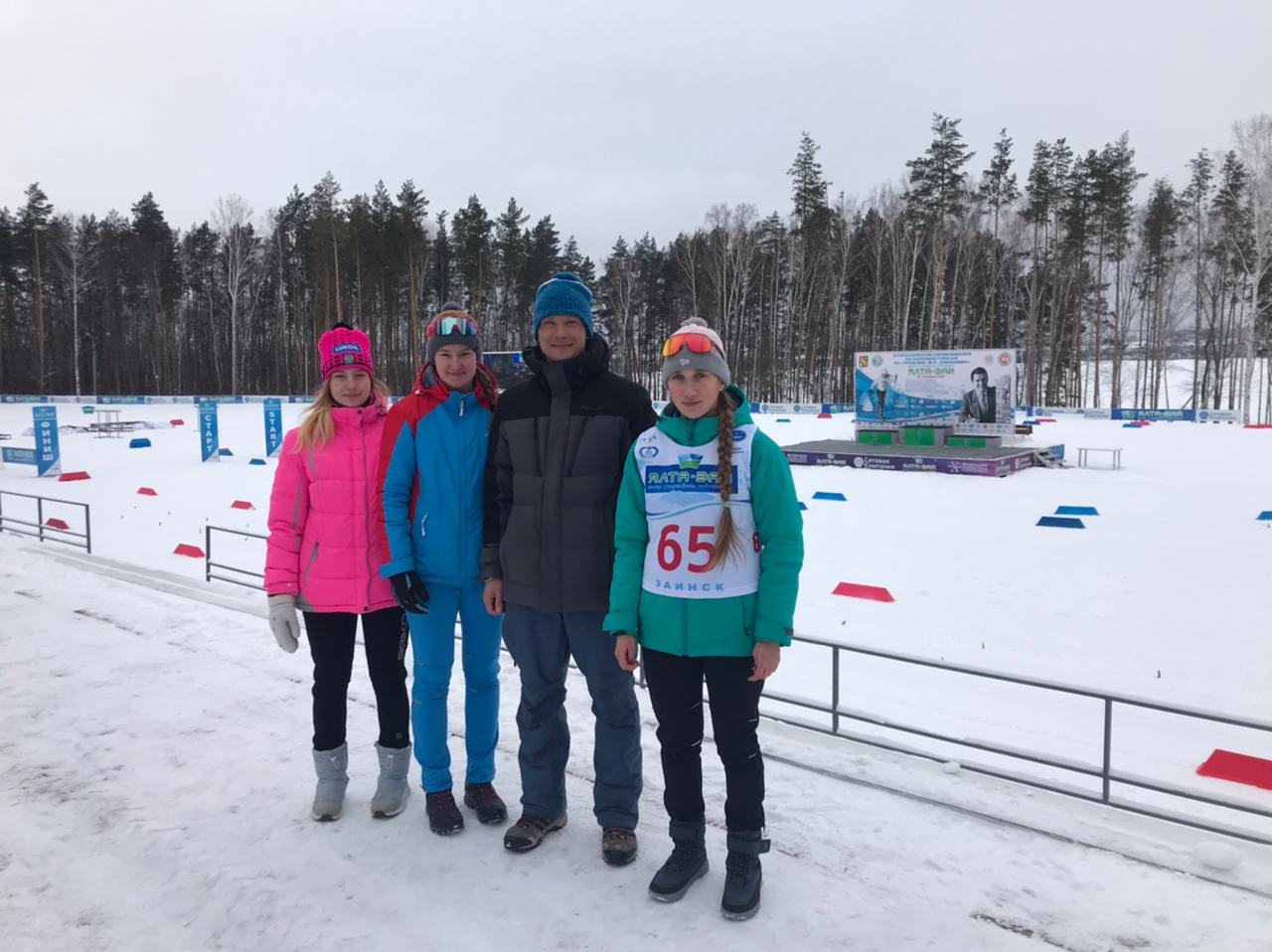 Краснотурьинские лыжницы успешно выступили на всероссийских соревнованиях