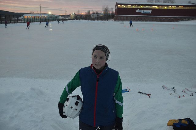 Воспитанница «Маяка» с победы начала выступления на Кубке России по хоккею с мячом
