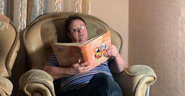 «От Аурины я тащилась». Коммунист Ирина Гуторова: о любимых книгах, педагогике и о том, как привить любовь к чтению