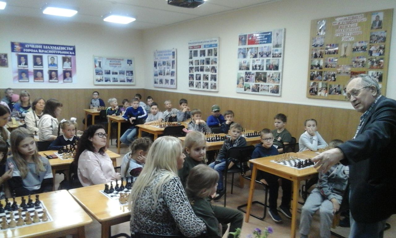 В Краснотурьинске провели шахматный турнир памяти  Романа Эстрина 