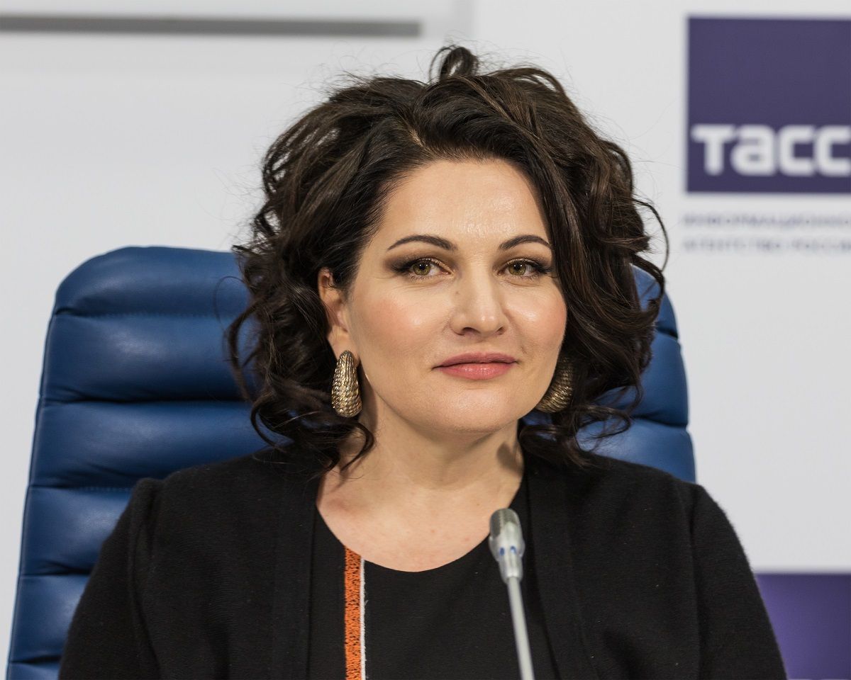 В виртуальном зале библиотеки покажут концерт оперной певицы Хиблы Герзмава