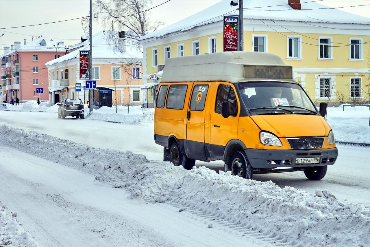В Краснотурьинске перевозчики отменяют рейсы и меняют расписание по городским и междугородним маршрутам
