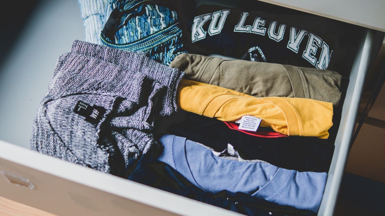 В дальнем ящике: как поддерживать свежесть белья и одежды в шкафу?