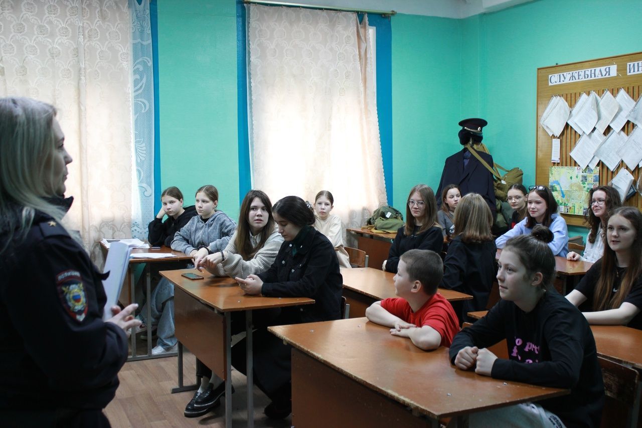 Краснотурьинские школьники посетили музей истории полиции