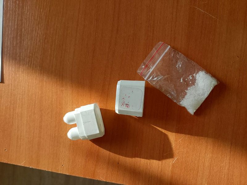 В Серове задержана беременная мать четверых детей, приехавшая из Краснотурьинска с наркотиком