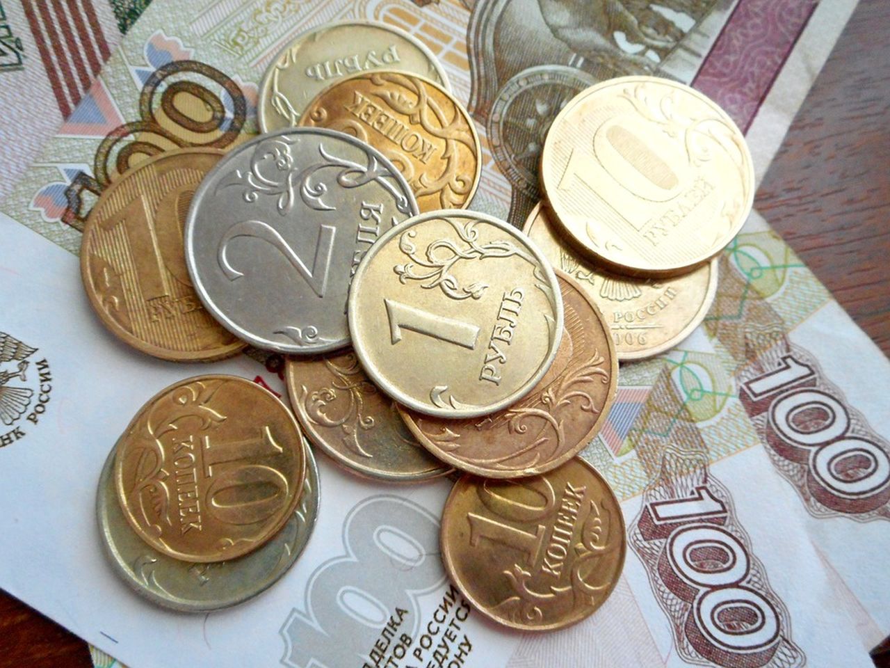 Россияне рассказали, сколько денег нужно для жизни на пенсии