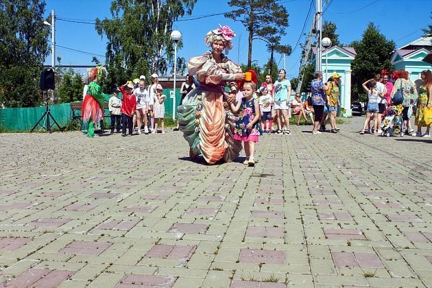 Театр кукол приглашает на «Парад семейных букетов»