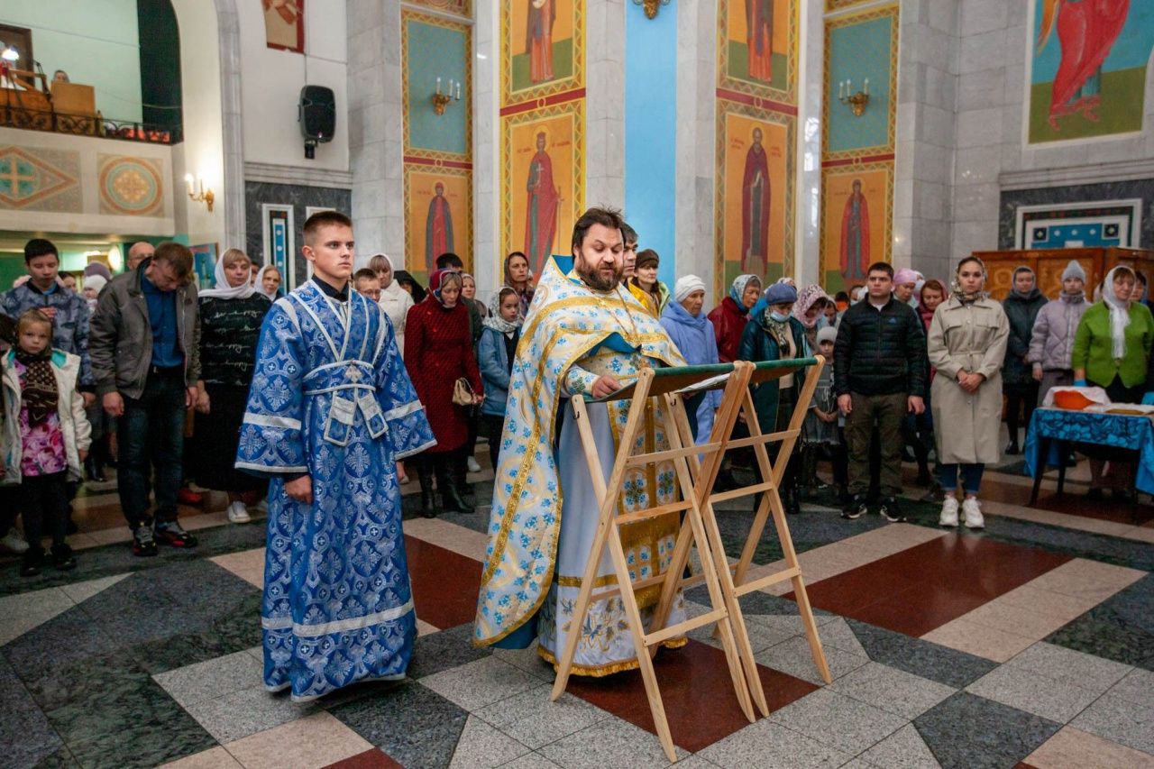 В краснотурьинском соборе молятся о мобилизованных