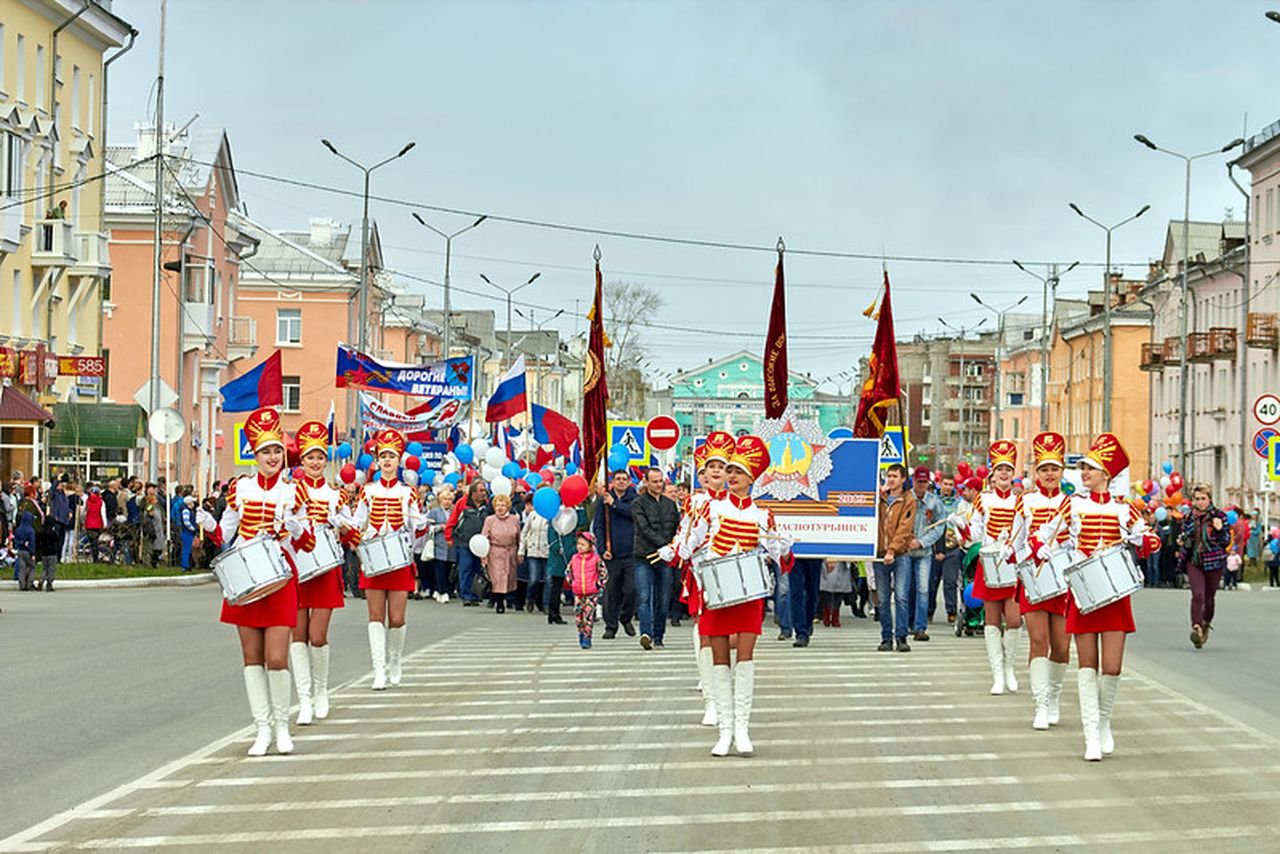 Фейерверк, украшенные улицы и вальс в парке влюбленных. Юбилейный День  Победы отметят с размахом | Истории | Краснотурьинск.инфо