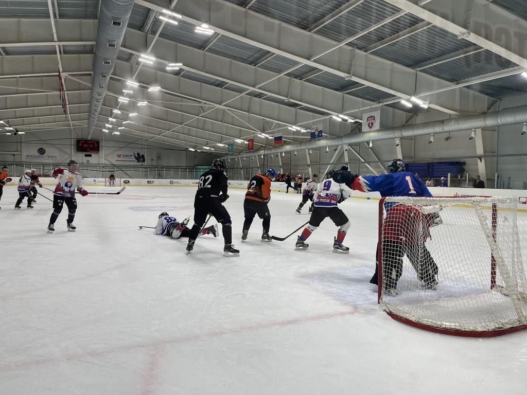 Хоккеисты-любители из Серова и Краснотурьинска проведут турнир 