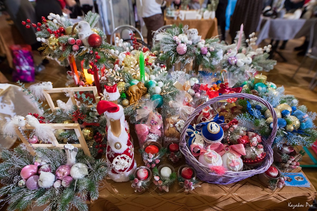 На «Рождественском базаре» мастера ручной работы рассказали о себе и творчестве