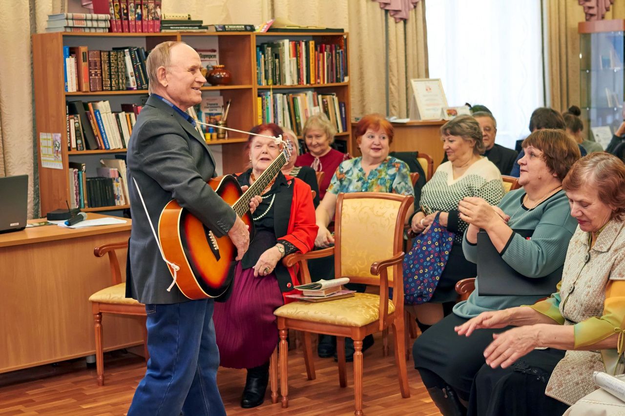 «Жди меня, лето...»: музыкально-поэтический квартирник пройдет в Краснотурьинске