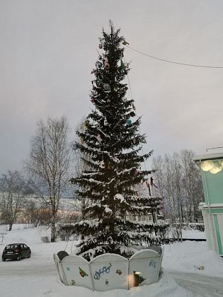 Подвели итоги конкурса украшений для поселковой елки «Новогодняя игрушка – 2022» 
