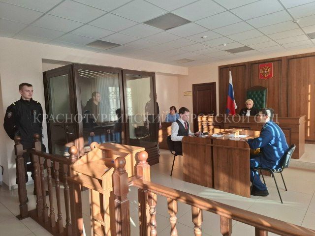 Жители Москвы арестованы за обман матери погибшего участника СВО в Краснотурьинске. Она отдала им почти 5 миллионов