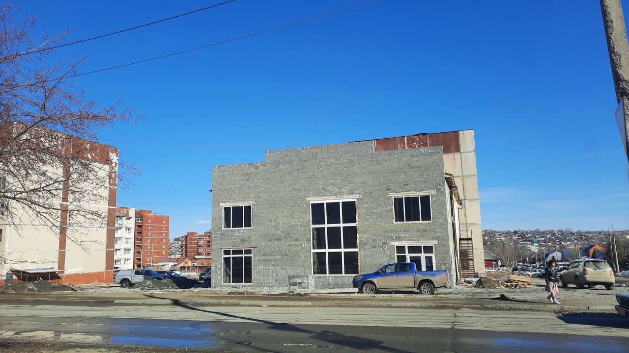 В мэрии высказались о судьбе павильона на перекрестке Клубной и Попова