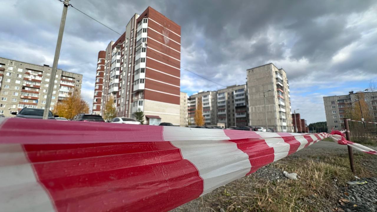 «Если что-то случится, даже выбежать не успеем...» Жители многоэтажек на Ленина опасаются начала строительства по соседству