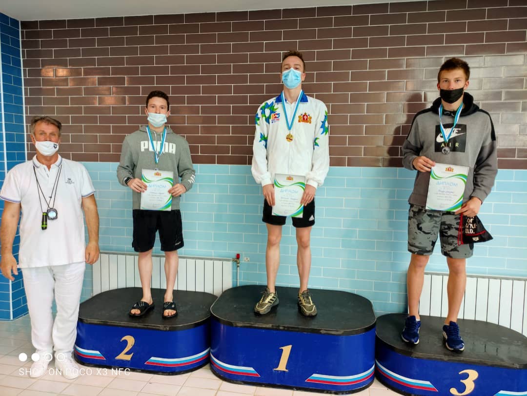 Краснотурьинские пловцы соревновались на Кубке области. У нас — «серебро»