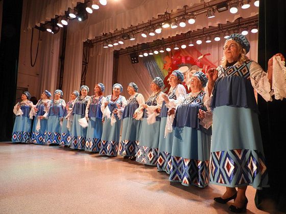 В Краснотурьинске подвели итоги фестиваля творчества «Осеннее очарование»